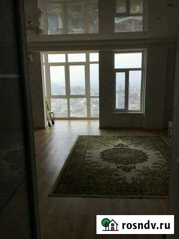 1-комнатная квартира, 47 м², 10/20 эт. в аренду на длительный срок во Владивостоке Владивосток - изображение 1