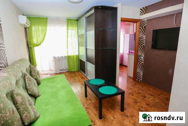 1-комнатная квартира, 37 м², 5/5 эт. в аренду посуточно в Омске Омск - изображение 1