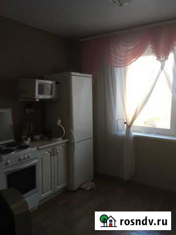 1-комнатная квартира, 37 м², 4/9 эт. в аренду на длительный срок в Тольятти Тольятти - изображение 1