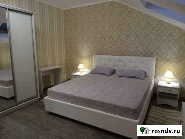 1-комнатная квартира, 50 м², 3/3 эт. в аренду посуточно в Дубовом Дубовое - изображение 1