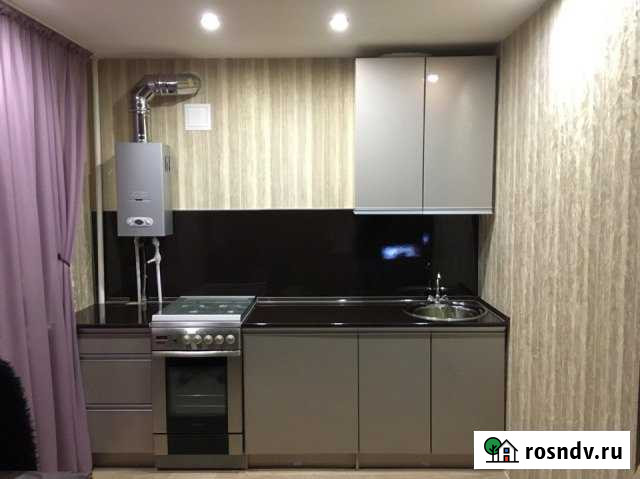 1-комнатная квартира, 35 м², 3/5 эт. в аренду посуточно в Жирновске Жирновск - изображение 1