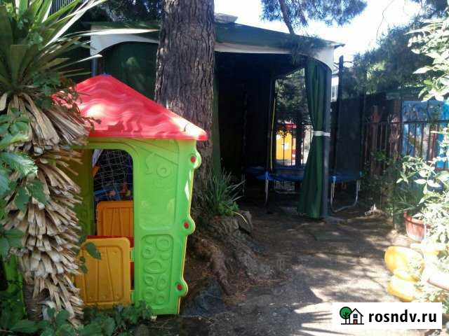 Дом 22 м² на участке 1 сот. в аренду посуточно в Алупке Алупка - изображение 1