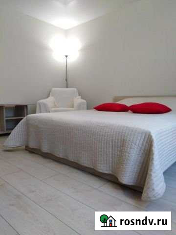 2-комнатная квартира, 60 м², 4/9 эт. в аренду посуточно в Калининграде Калининград - изображение 1