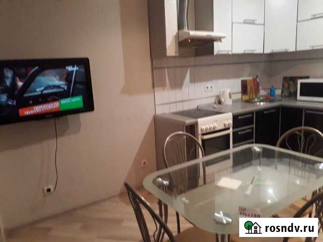 2-комнатная квартира, 68 м², 3/5 эт. в аренду посуточно в Волгограде Волгоград - изображение 1