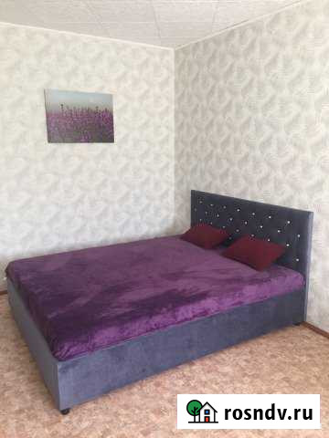 2-комнатная квартира, 55 м², 4/5 эт. в аренду посуточно в Березовском Кемеровской области Березовский - изображение 1