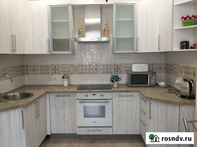 1-комнатная квартира, 54 м², 15/16 эт. в аренду посуточно в Волгограде Волгоград - изображение 1