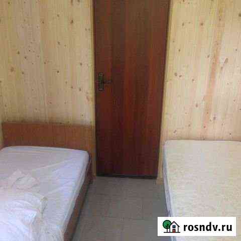 Комната 10 м² в 4-ком. кв., 1/1 эт. в аренду на длительный срок в Сочи Сочи