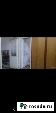 4-комнатная квартира, 80 м², 3/9 эт. в аренду на длительный срок в Астрахани Астрахань - изображение 1