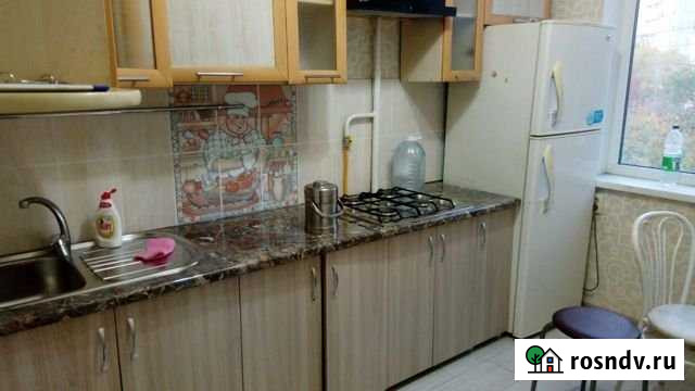 3-комнатная квартира, 65 м², 3/10 эт. в аренду на длительный срок в Хабаровске Хабаровск - изображение 1