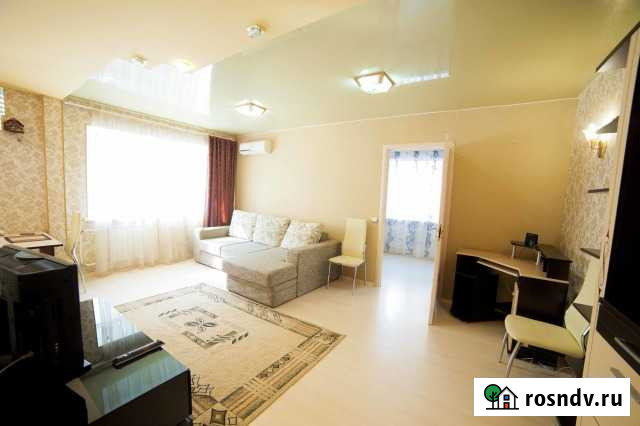 2-комнатная квартира, 50 м², 3/5 эт. в аренду посуточно в Хабаровске Хабаровск - изображение 1