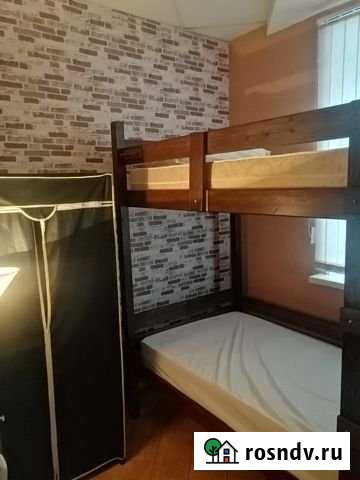 Комната 13 м² в 4-ком. кв., 2/2 эт. в аренду на длительный срок в Перми Пермь - изображение 1