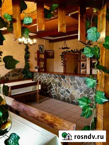 Коттедж 130 м² на участке 3 сот. в аренду посуточно в Миассе Миасс - изображение 1