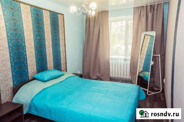 2-комнатная квартира, 48 м², 1/5 эт. в аренду посуточно в Омске Омск - изображение 1