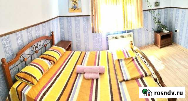 Дом 65 м² на участке 1 сот. в аренду посуточно в Евпатории Евпатория - изображение 1