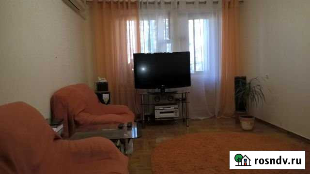 3-комнатная квартира, 62 м², 2/5 эт. в аренду на длительный срок в Симферополе Симферополь - изображение 1