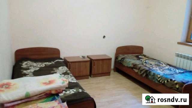 Комната 16 м² в 5-ком. кв., 1/2 эт. в аренду на длительный срок в Сочи Сочи - изображение 1