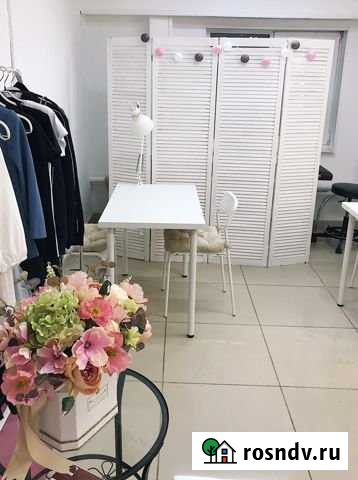 Сдам рабочие места для мастеров маникюра, лашмейке Киров - изображение 1