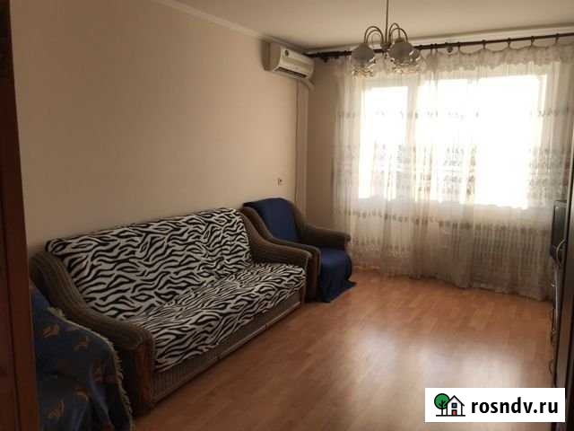 2-комнатная квартира, 70 м², 9/10 эт. в аренду посуточно в Оренбурге Оренбург - изображение 1