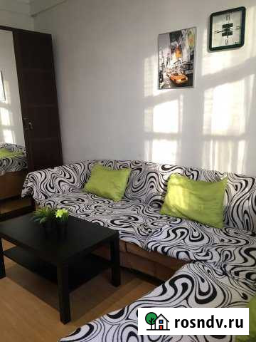 2-комнатная квартира, 68 м², 2/6 эт. в аренду посуточно в Екатеринбурге Екатеринбург - изображение 1