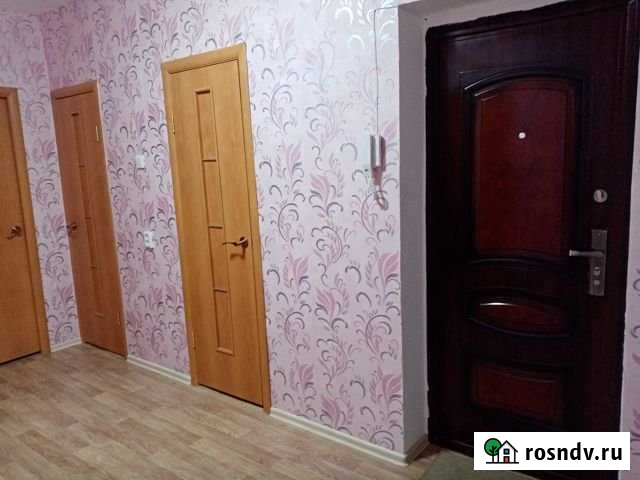 3-комнатная квартира, 55 м², 1/3 эт. в аренду посуточно в Ростове Ростов - изображение 1