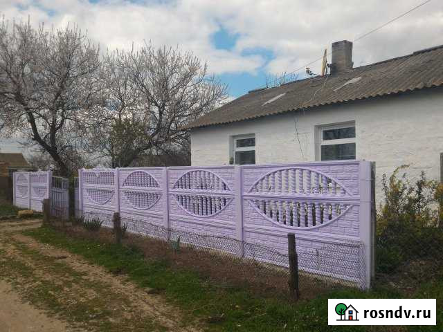 Дом 52 м² на участке 6 сот. на продажу в Красногвардейском Республики Крым Красногвардейское - изображение 1