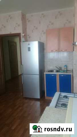 2-комнатная квартира, 65 м², 6/9 эт. в аренду посуточно в Волжском Волгоградской области Волжский - изображение 1