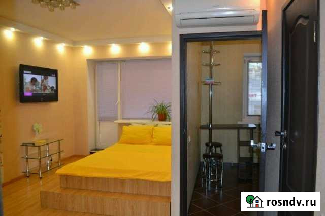 1-комнатная квартира, 32 м², 3/5 эт. в аренду посуточно в Саратове Саратов - изображение 1