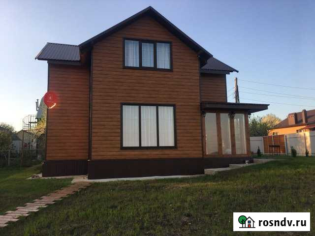 Коттедж 130 м² на участке 10 сот. в аренду посуточно в Рузаевке Рузаевка - изображение 1