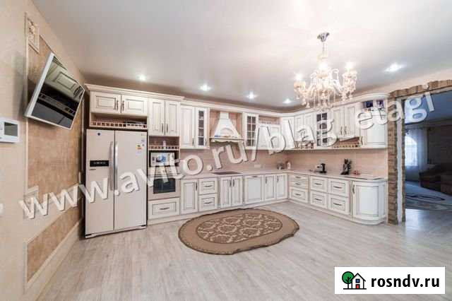 Коттедж 478 м² на участке 15 сот. на продажу в Благовещенске Амурской области Благовещенск - изображение 1