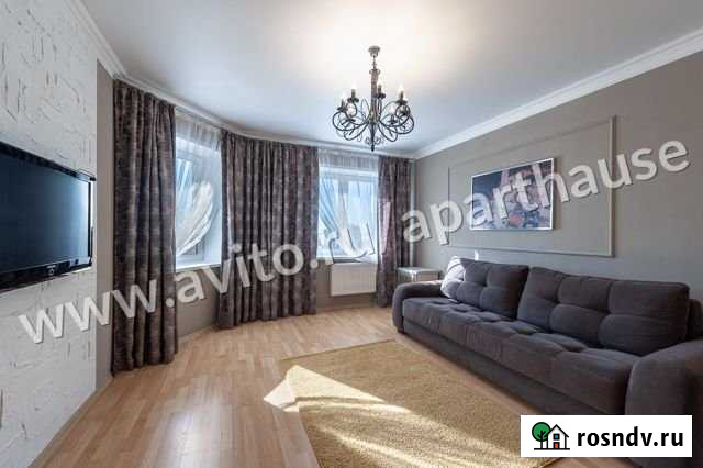 2-комнатная квартира, 55 м², 15/17 эт. в аренду посуточно в Екатеринбурге Екатеринбург - изображение 1