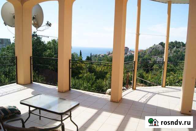 1-комнатная квартира, 45 м², 3/3 эт. в аренду посуточно в Ялте Ялта - изображение 1