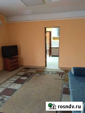 1-комнатная квартира, 40 м², 2/2 эт. в аренду на длительный срок в Севастополе Севастополь - изображение 1