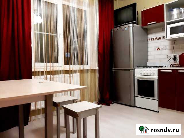 1-комнатная квартира, 39 м², 8/9 эт. в аренду посуточно в Великом Новгороде Великий Новгород - изображение 1