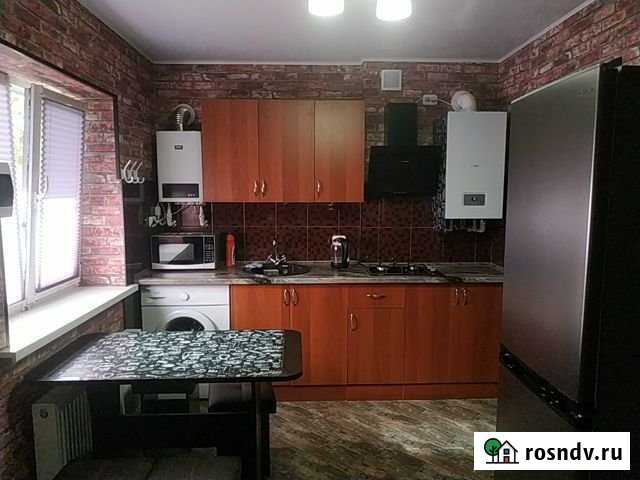 2-комнатная квартира, 49 м², 1/2 эт. в аренду посуточно в Крымске Крымск - изображение 1