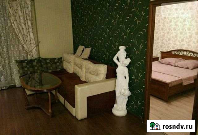 1-комнатная квартира, 50 м², 12/14 эт. в аренду посуточно в Магнитогорске Магнитогорск - изображение 1