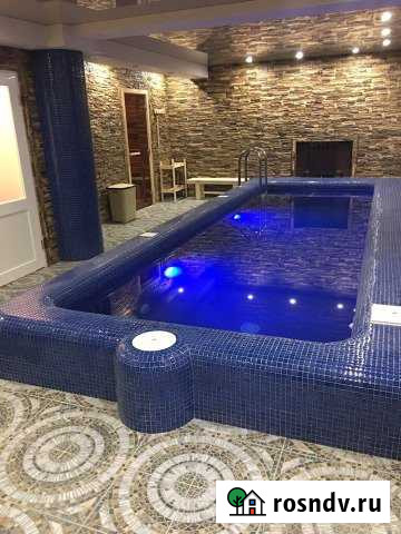 Коттедж 250 м² на участке 7 сот. в аренду посуточно в Новосибирске Новосибирск - изображение 1