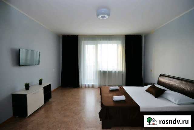 1-комнатная квартира, 45 м², 8/10 эт. в аренду посуточно в Челябинске Челябинск - изображение 1