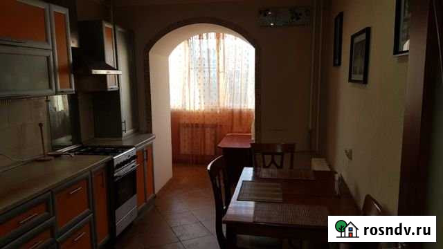 3-комнатная квартира, 87 м², 9/10 эт. в аренду на длительный срок в Саратове Саратов - изображение 1