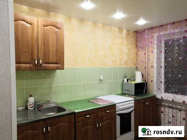 1-комнатная квартира, 40 м², 2/5 эт. в аренду посуточно в Усть-Илимске Усть-Илимск - изображение 1