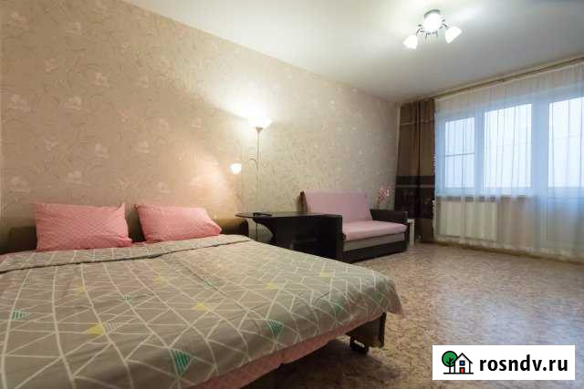 1-комнатная квартира, 40 м², 7/10 эт. в аренду посуточно в Великом Новгороде Великий Новгород - изображение 1