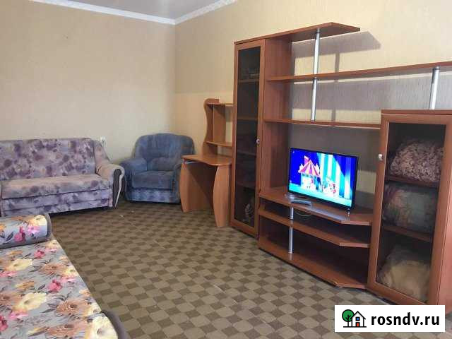 1-комнатная квартира, 39 м², 4/5 эт. в аренду посуточно в Надыме Надым - изображение 1