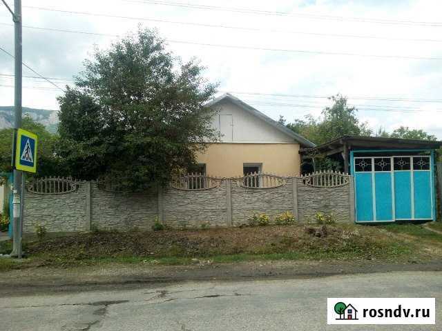 Дом 80 м² на участке 8 сот. на продажу в Бахчисарае Бахчисарай - изображение 1
