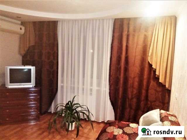 1-комнатная квартира, 39 м², 7/9 эт. в аренду посуточно в Оренбурге Оренбург - изображение 1