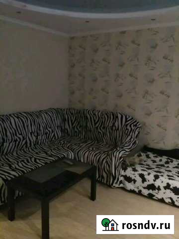 2-комнатная квартира, 48 м², 1/5 эт. в аренду посуточно в Нижнекамске Нижнекамск - изображение 1