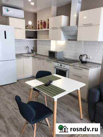 2-комнатная квартира, 80 м², 9/21 эт. в аренду на длительный срок во Владивостоке Владивосток - изображение 1