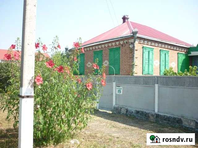 Дом 100 м² на участке 10 сот. на продажу в Лабинске Лабинск - изображение 1