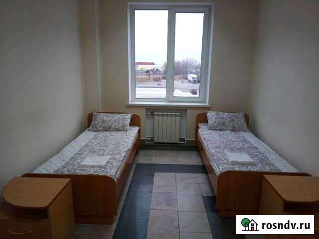 Комната 18 м² в 5-ком. кв., 3/4 эт. в аренду посуточно в Омске Омск - изображение 1
