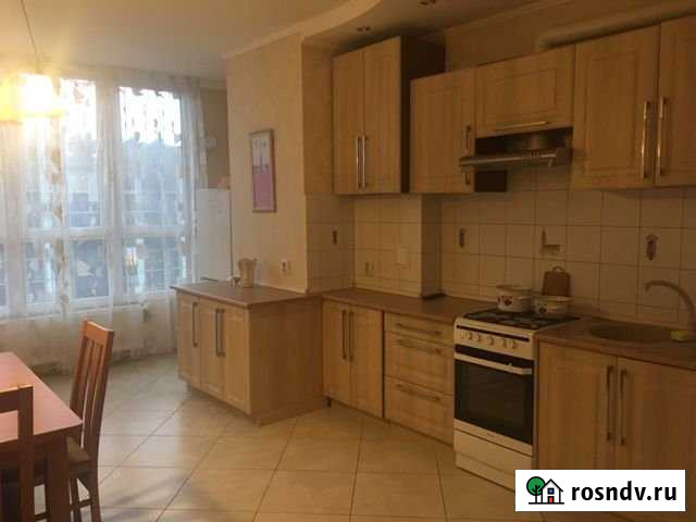 2-комнатная квартира, 71 м², 9/9 эт. в аренду на длительный срок в Калининграде Калининград - изображение 1