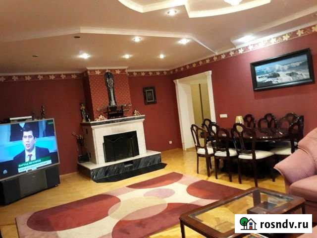 3-комнатная квартира, 125 м², 2/9 эт. в аренду на длительный срок в Набережных Челнах Набережные Челны - изображение 1