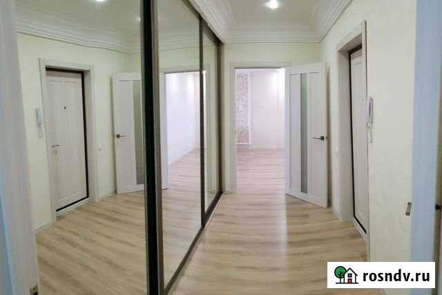 2-комнатная квартира, 54 м², 4/9 эт. в аренду посуточно в Балаково Балаково - изображение 1